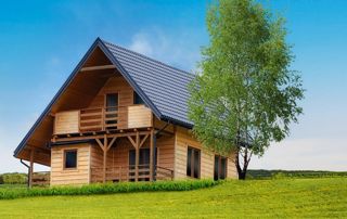 maison en bois dans nature